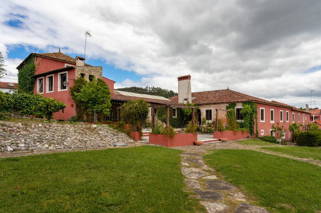 Estate in Gondemaria e Olival, Santarem District, Portugal 1 - 15242072