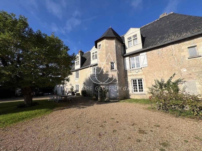 A Timeless Legacy: 15th-Century Manor in the Heart of Loire’s Golden Woods