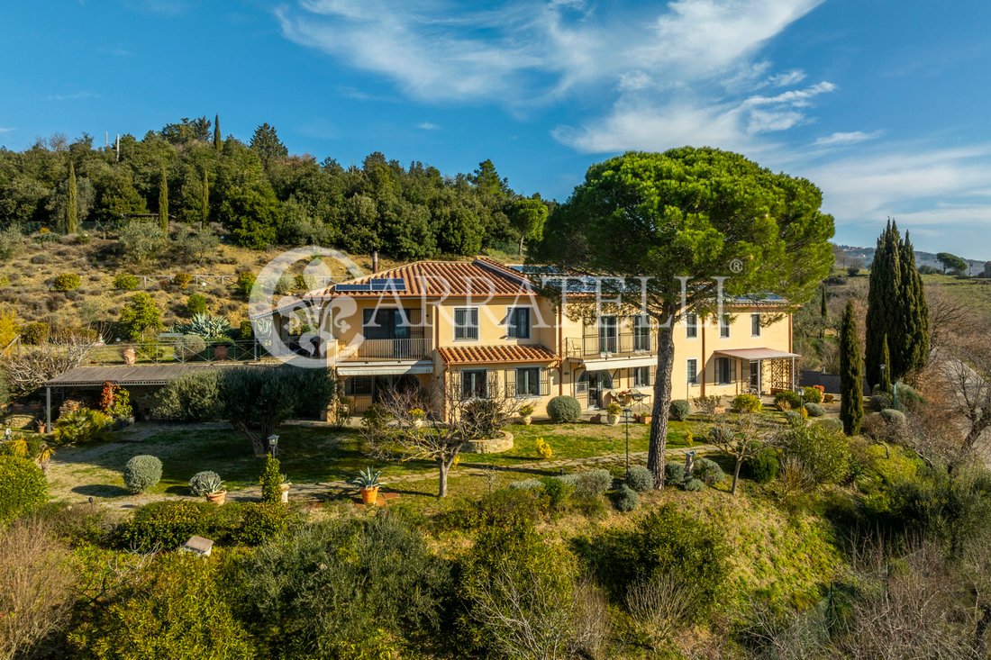 Villa en Passignano sul Trasimeno, Umbría, Italia 5 - 15244471