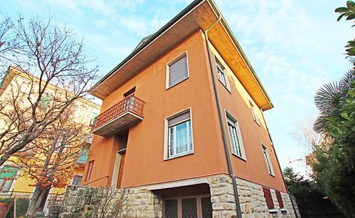 Villa in Saint Lucia, Bergamo, Italy 1