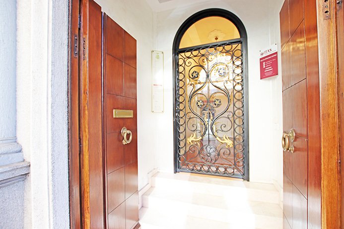 Apartment in Borgo Pignolo District, Bergamo, Italy 4 - 15244582
