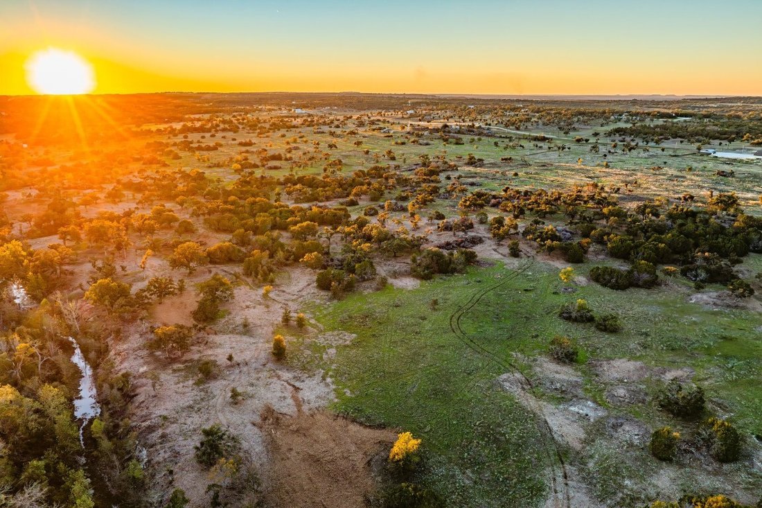 Farm Ranch in Salado, Texas, United States 2 - 15244654