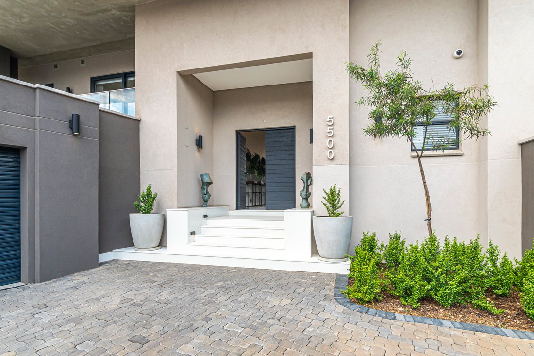 Apartment in Waterfall Country Village, Gauteng, South Africa 2 - 15244598