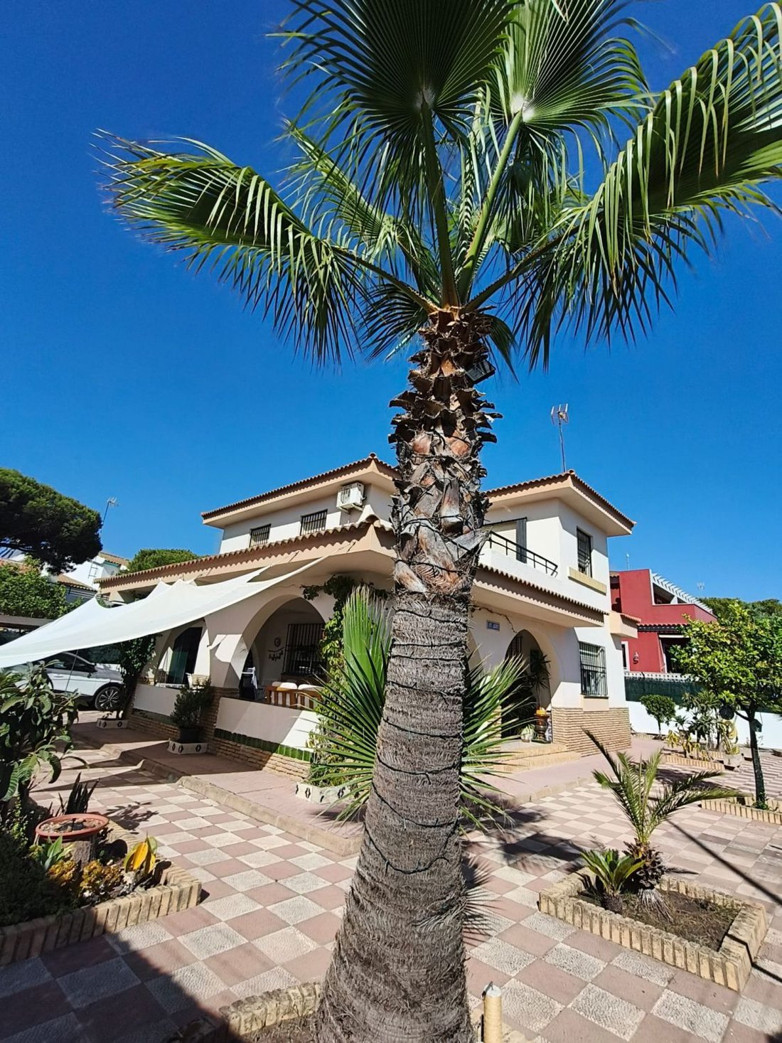 Chalet in Lepe, Andalusia, Spain 2 - 15246532