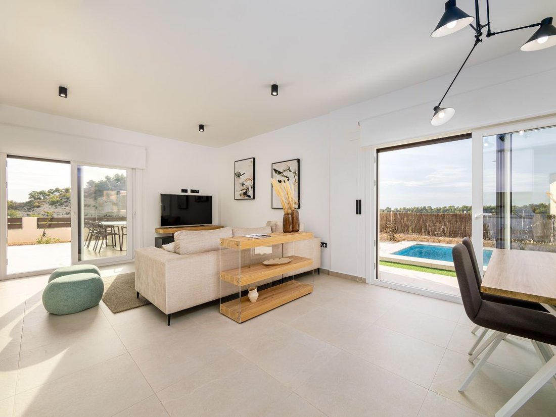 Villa in Finestrat, Valencian Community, Spain 4 - 15247661