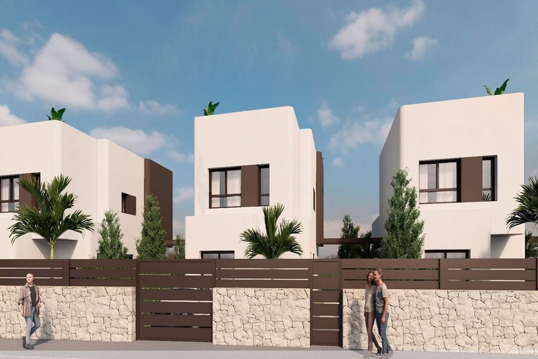 Villa in Pilar de la Horadada, Valencian Community, Spain 2 - 15247745