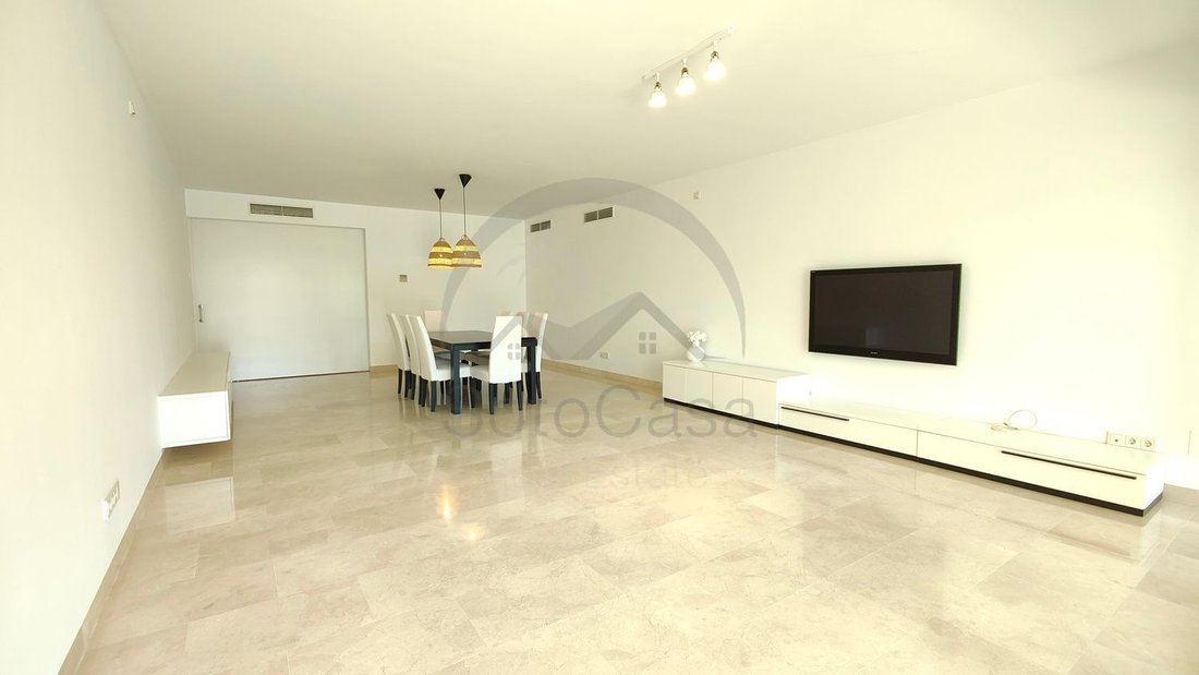 Apartment in Sotogrande, San Roque, Andalusia 2 - 15247222