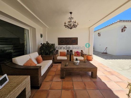 Finca in San Martin del Tesorillo, Andalusia, Spain 1 - 15248307