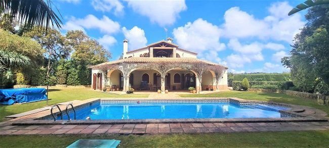 Villa in Sotogrande, San Roque, Andalusia 1 - 12826339