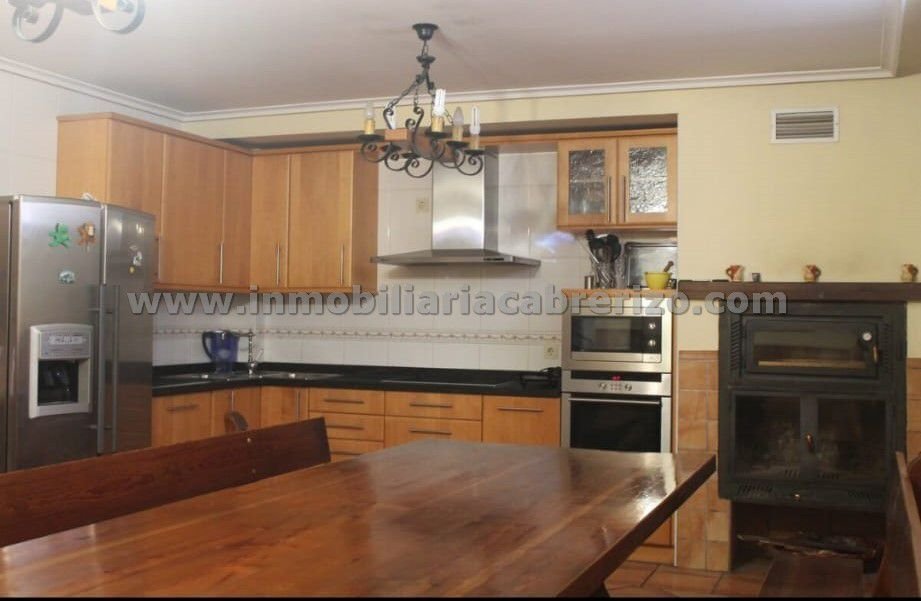 Townhouse in Villamediana de Iregua, La Rioja, Spain 3 - 15247358