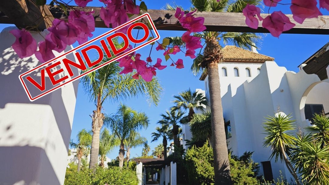 Penthouse in Sotogrande, San Roque, Andalusia 1 - 14817012