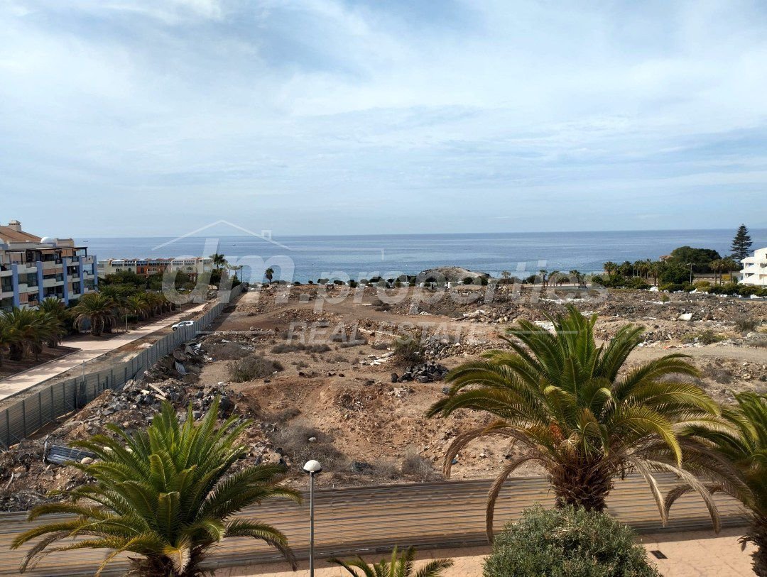 Apartment in Los Cristianos, Canary Islands, Spain 1 - 15246498