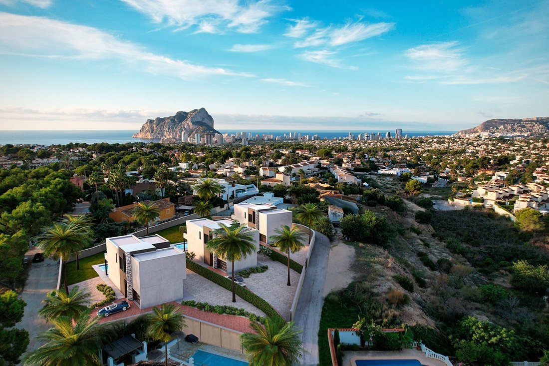 Villa in Calp / Calpe, Valencian Community, Spain 3 - 15248035
