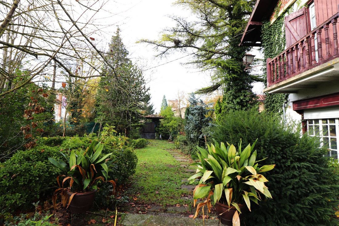 Chalet in Vitoria-Gasteiz, Basque Country, Spain 3 - 15246298