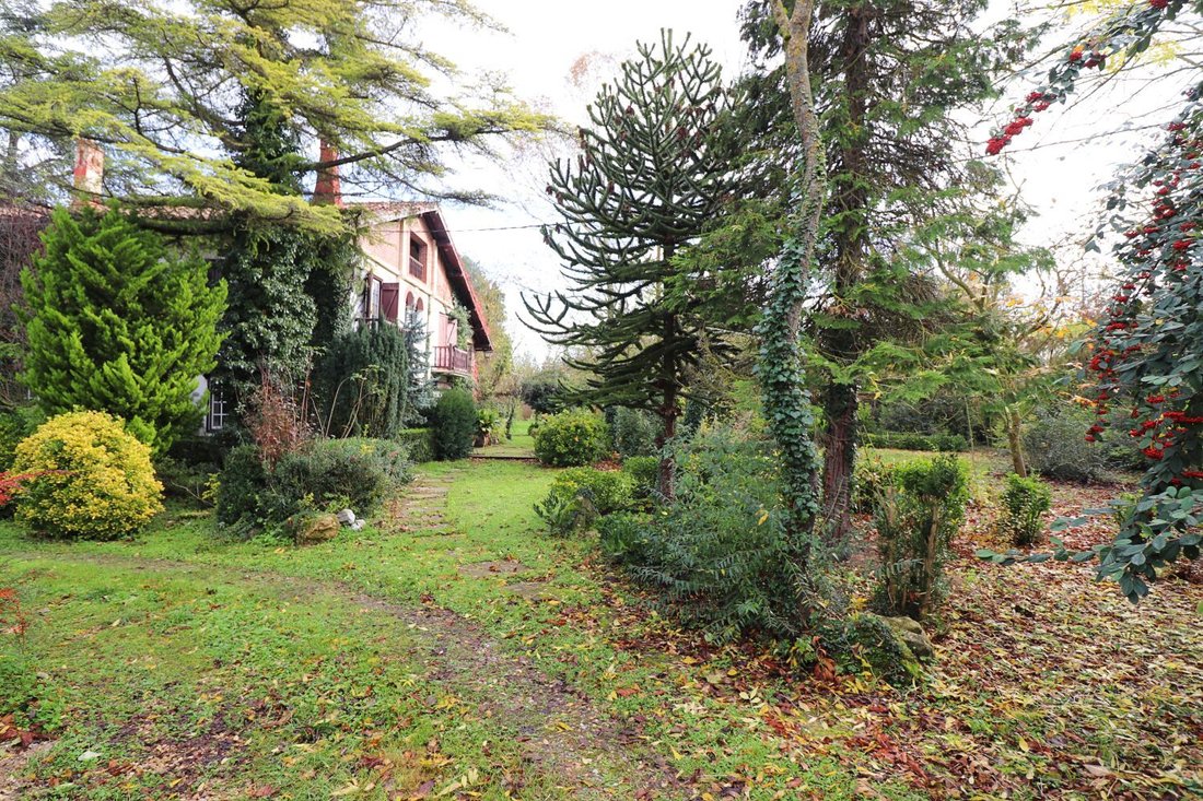 Chalet in Vitoria-Gasteiz, Basque Country, Spain 2 - 15246298