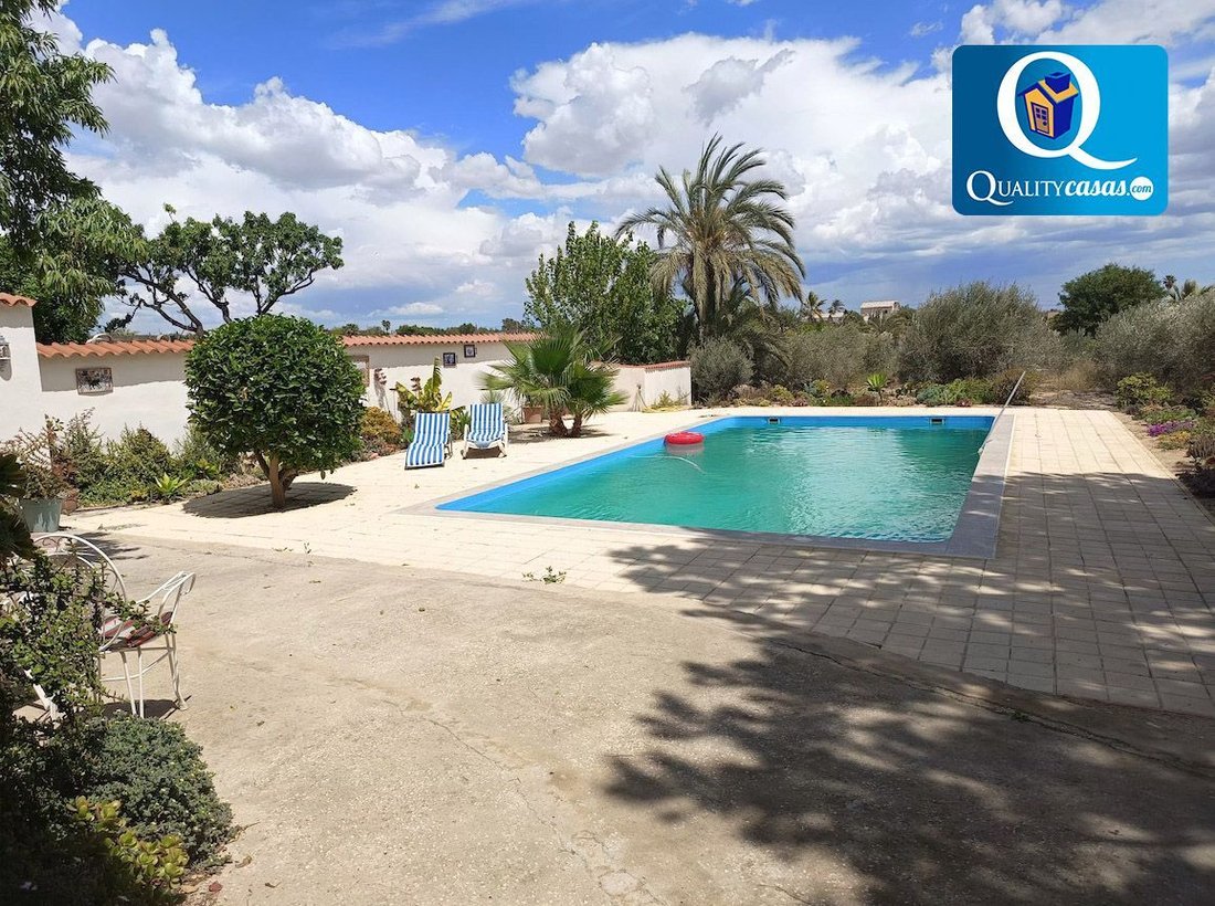 Chalet in Elx / Elche, Valencian Community, Spain 2 - 15248552