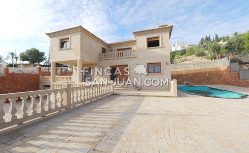 Chalet in el Campello, Valencian Community, Spain 1