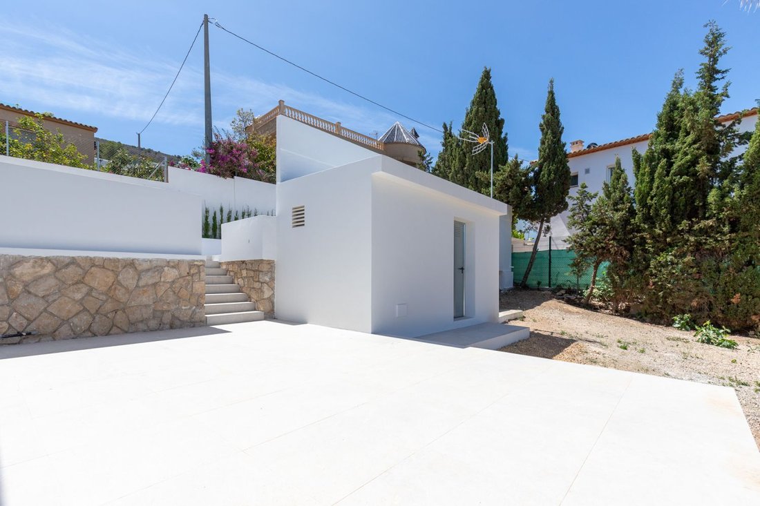 Chalet in l'Albir, l'Alfas del Pi, Valencian Community 3 - 15246473
