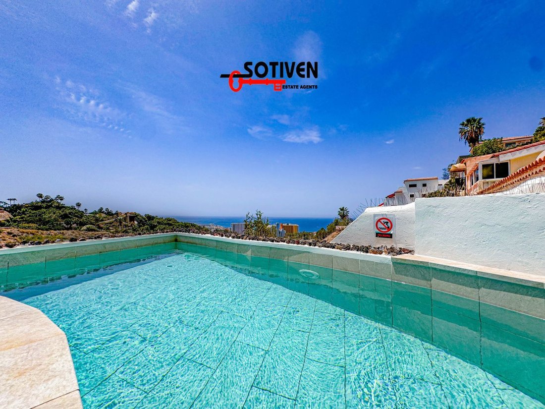 Villa in Costa Adeje, Adeje, Canary Islands 3 - 15246567