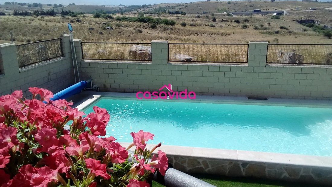 Chalet in La Lastrilla, Castile and Leon, Spain 3 - 15248224