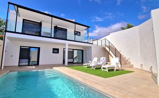 Chalet in Arona, Canary Islands, Spain 1