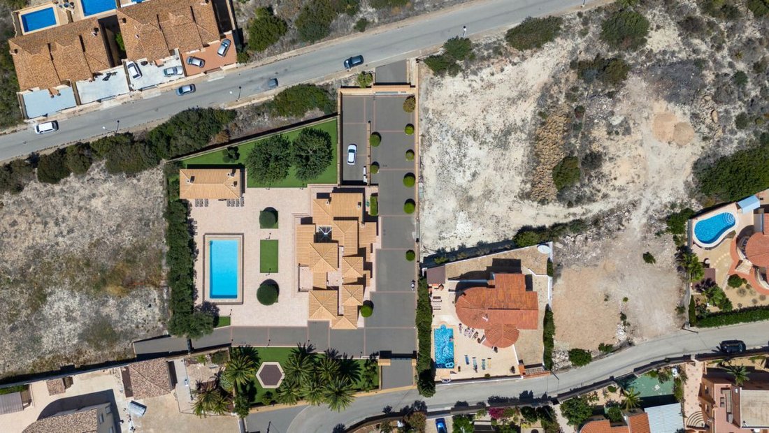 Villa in Calp / Calpe, Valencian Community, Spain 4 - 15247700