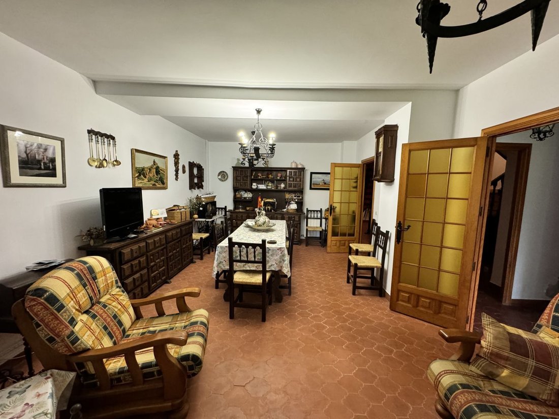 House in Laguna de Duero, Castile and Leon, Spain 2 - 15247609