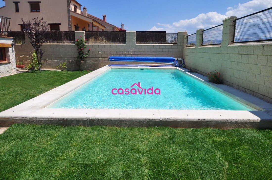 Chalet in La Lastrilla, Castile and Leon, Spain 2 - 15248224