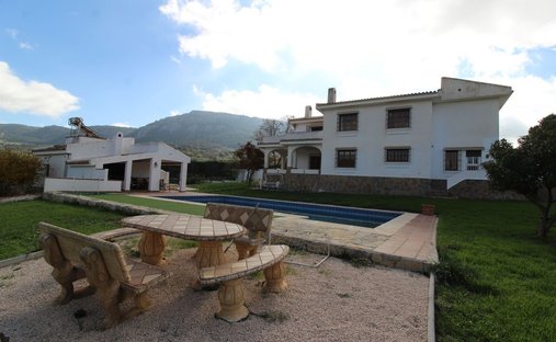 Finca in Villanueva del Trabuco, Andalusia, Spain 1