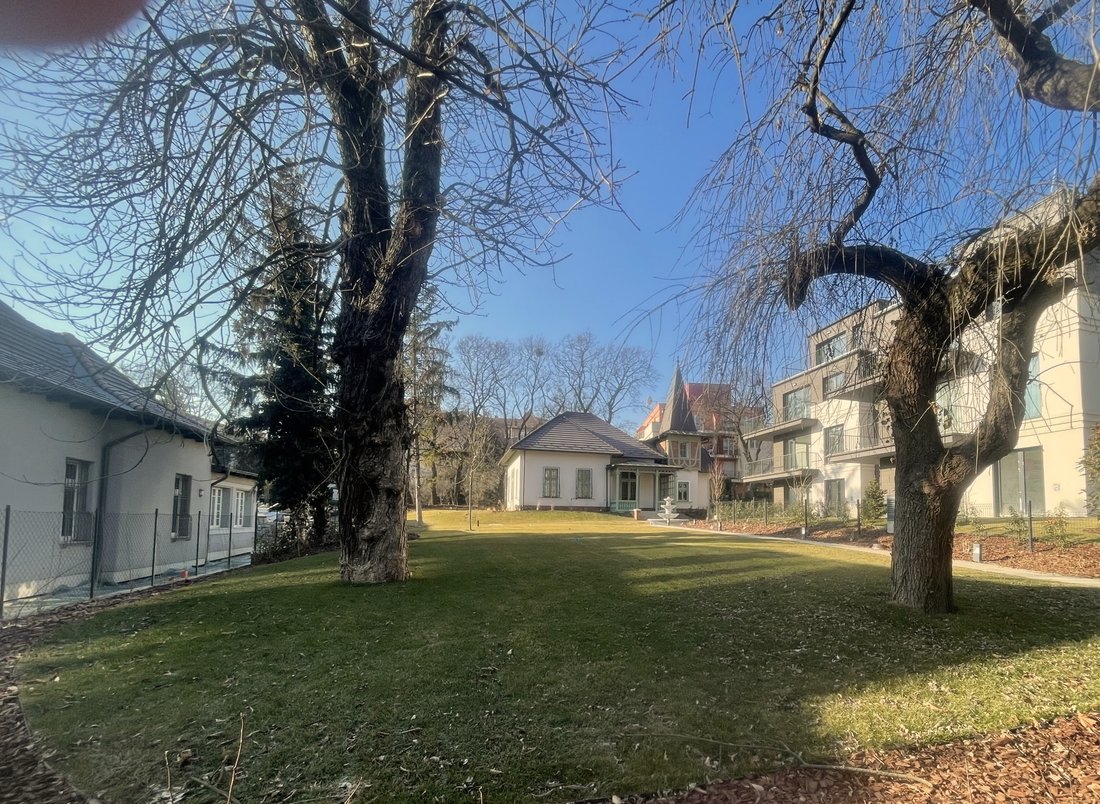 Villa in Budapest, Hungary 5 - 15249103