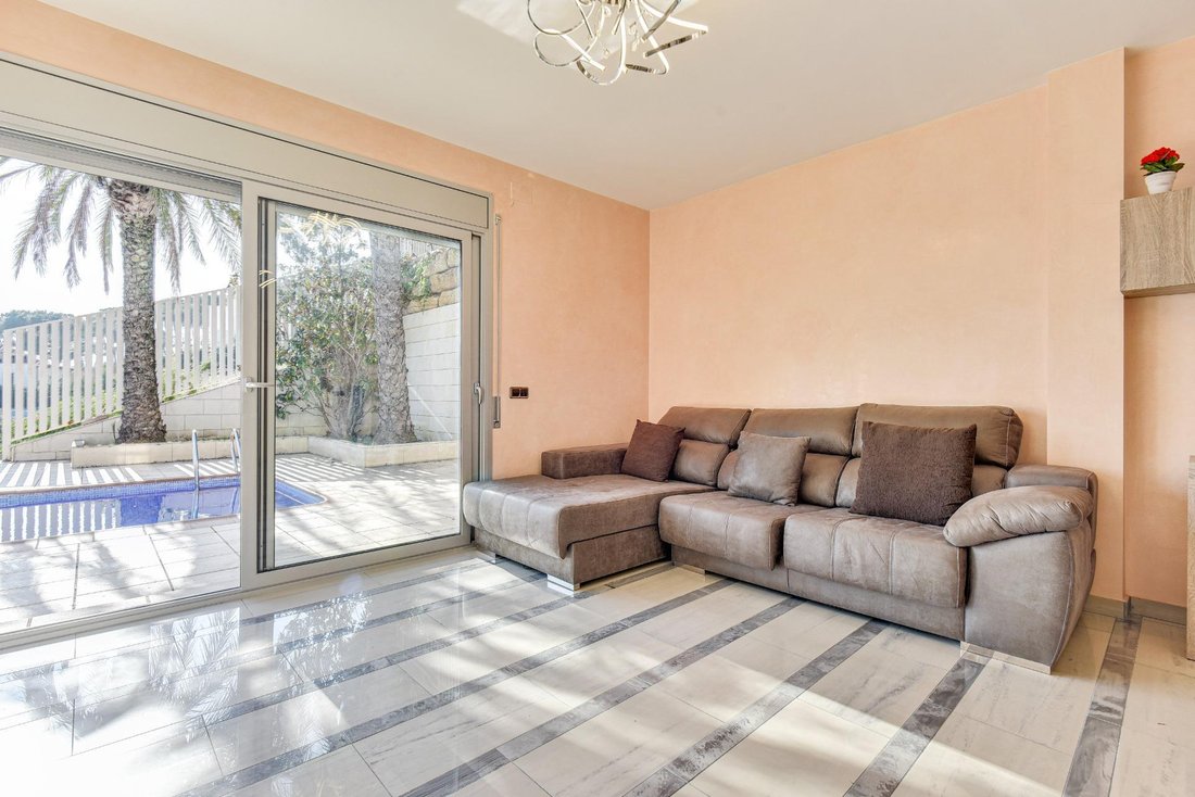 Villa in Lloret de Mar, Catalonia, Spain 4 - 15248810