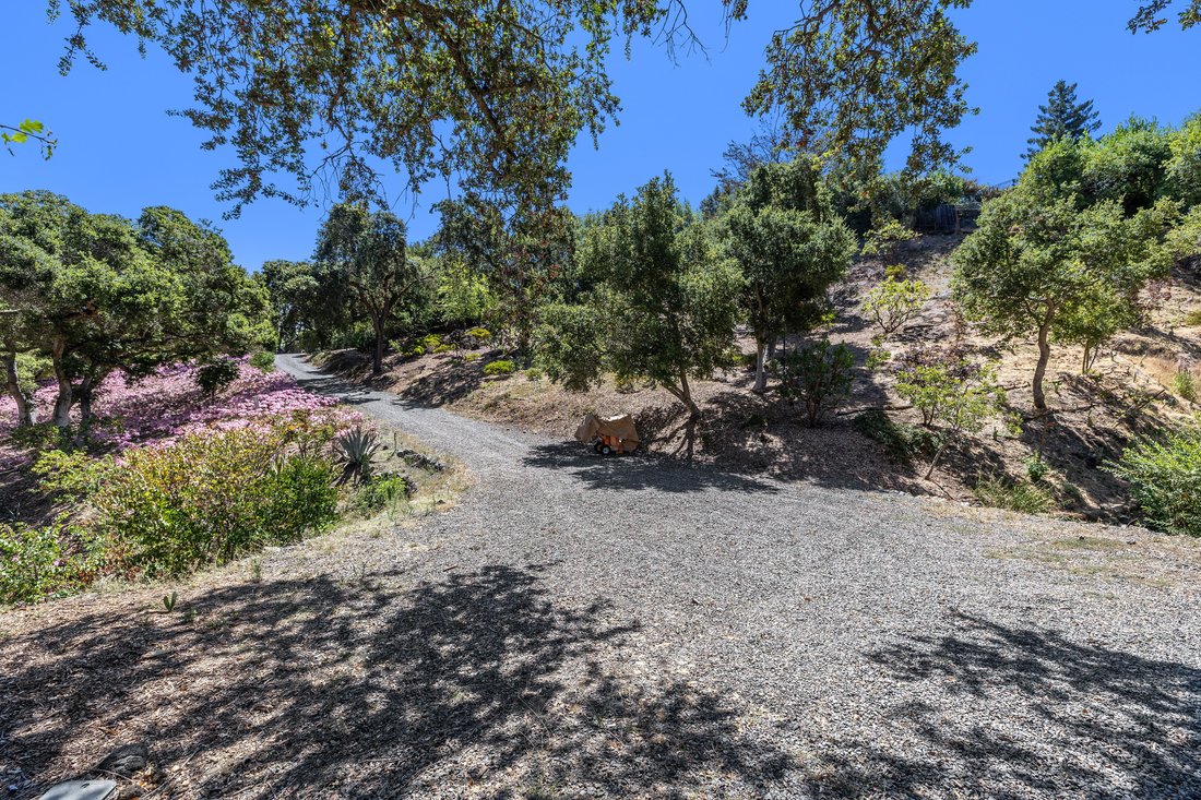 Land in Emerald Hills, California, United States 5 - 15249116