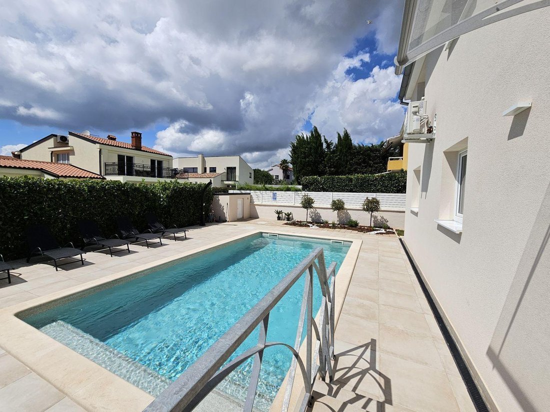Villa in Grad Pula, Istria County, Croatia 3 - 14434866