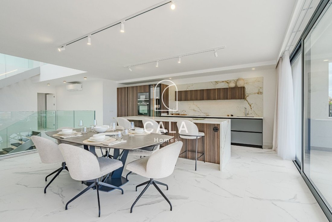 Villa in Costa Adeje, Adeje, Canary Islands 2 - 15250080
