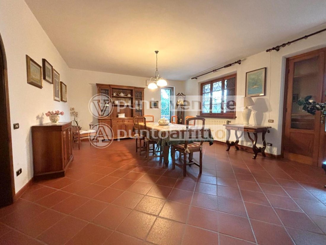 Villa in Camaiore, Tuscany, Italy 4 - 15251506