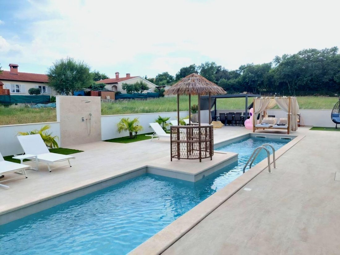 Villa in Porec, Istria County, Croatia 4 - 14575204