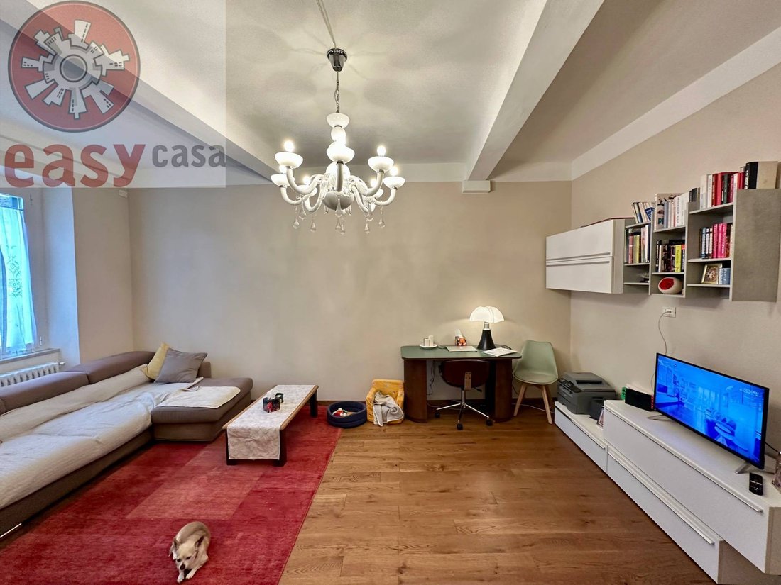 Apartment in Historic Center, Lucca, Tuscany 1 - 15251773