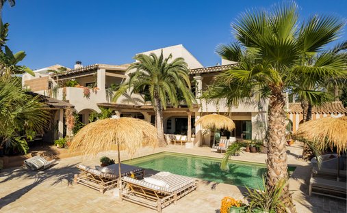 Villa in Marbella, Andalusia, Spain 1