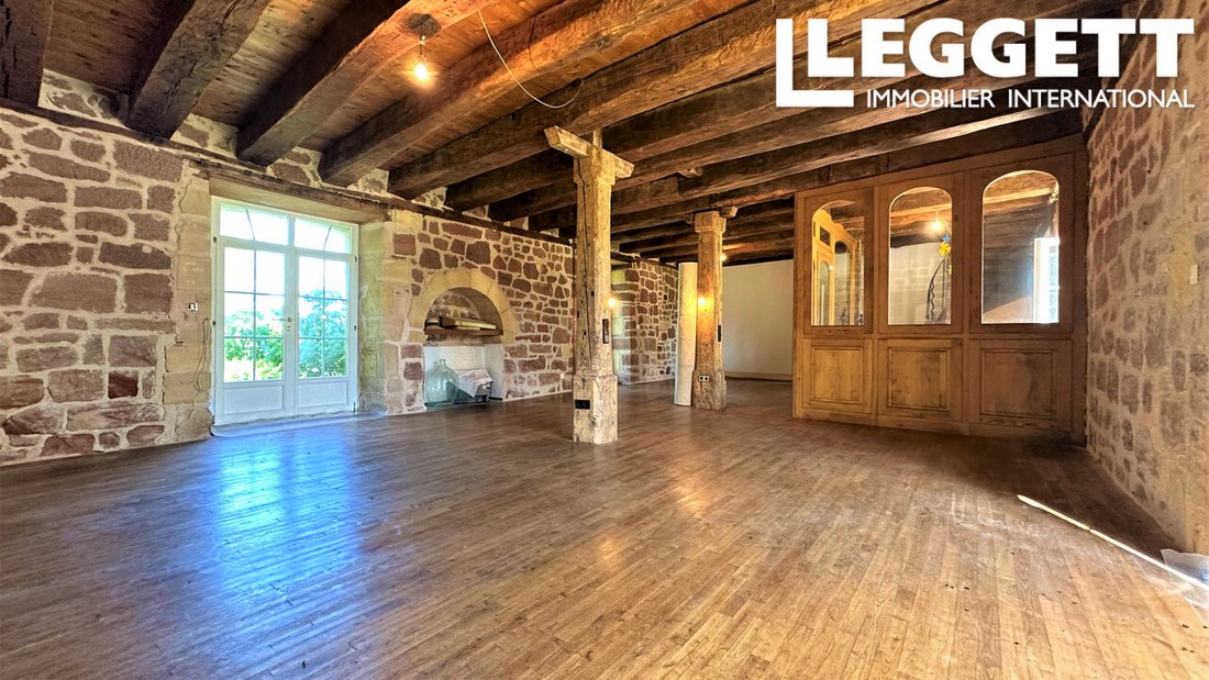 Whispers of Hautefort: A Restored Castle’s Timeless Embrace - 5