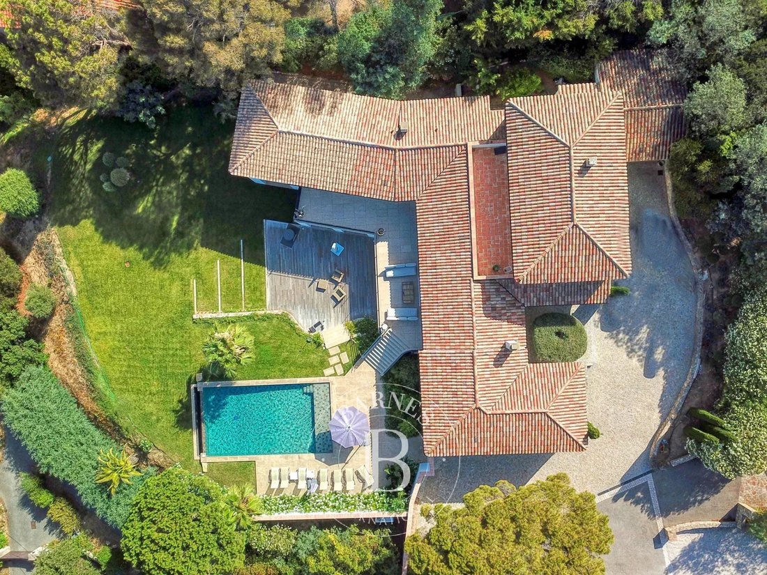 Villa in Nartelle-Noyer-Bellevue-bd des Sardinaux, Sainte-Maxime, France 2 - 15252964
