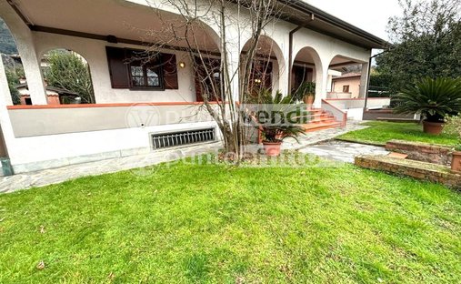 Villa in Camaiore, Tuscany, Italy 1