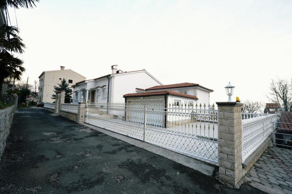 Villa in Opcina Matulji, Primorje-Gorski Kotar County, Croatia 3 - 12440891
