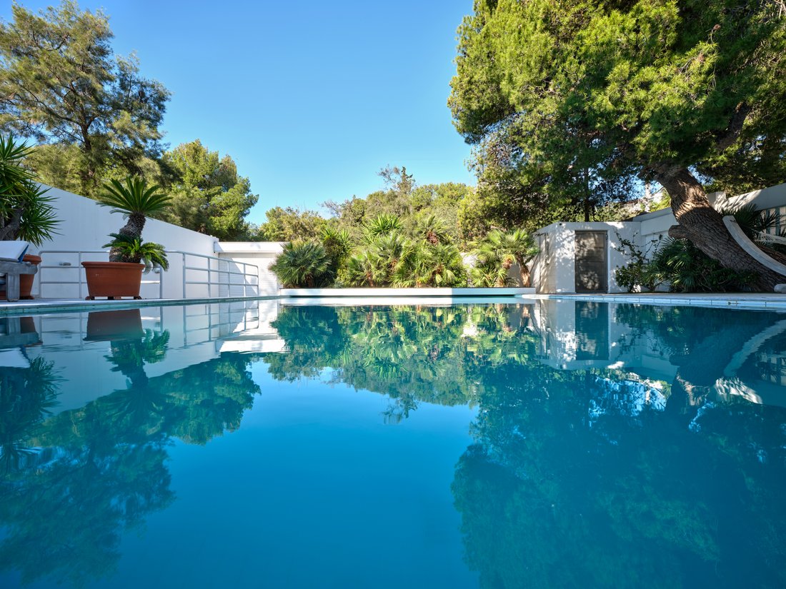 House in Vouliagmeni, Attica, Greece 2 - 12913160