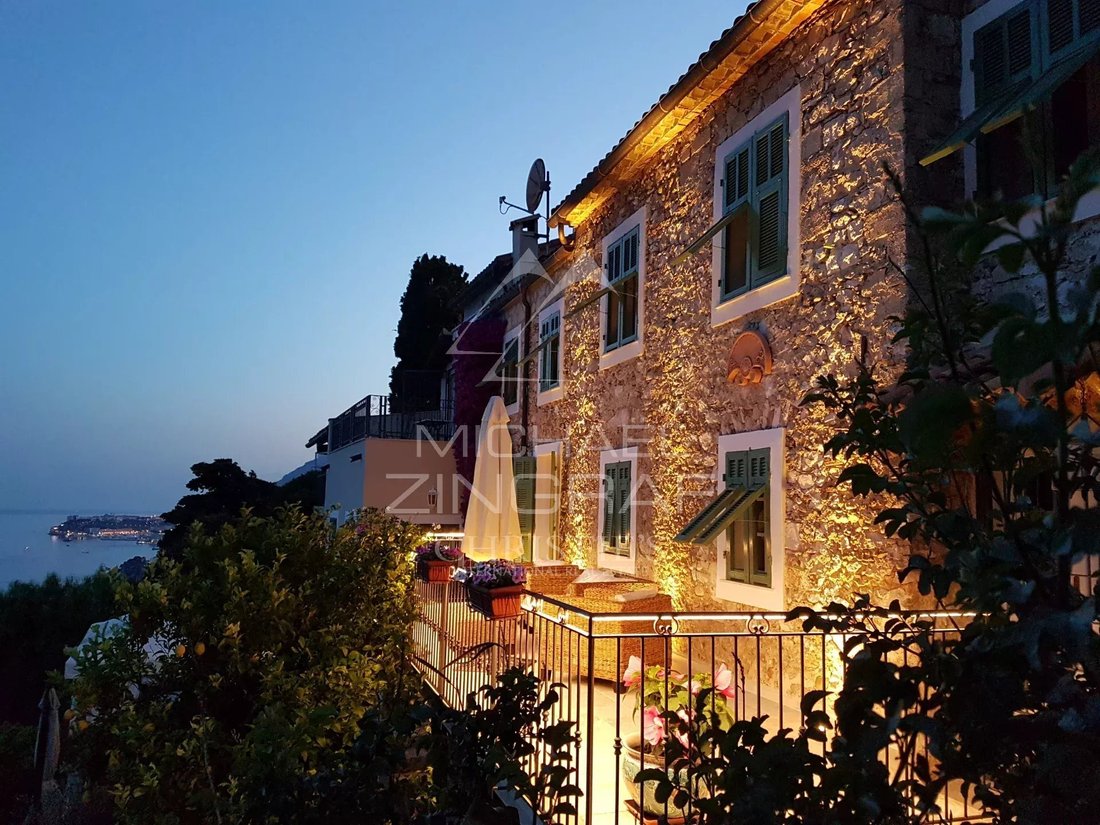 Villa in Village-Cros de Caste-Coupiere-Mont Gros, Roquebrune-Cap-Martin, France 4 - 15250455