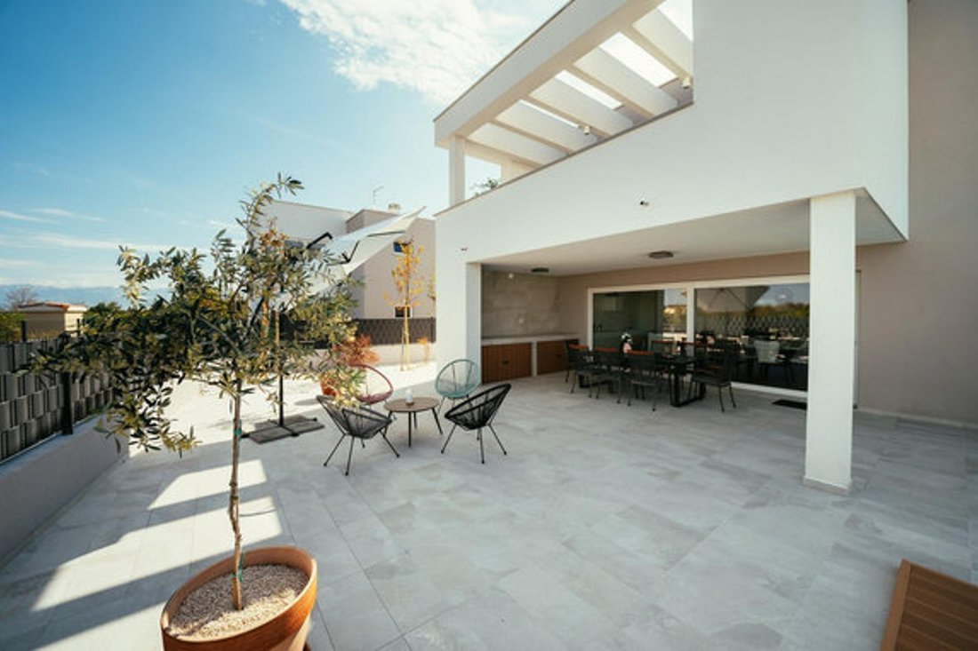 Villa in Zaton, Zadar County, Croatia 3 - 15255942