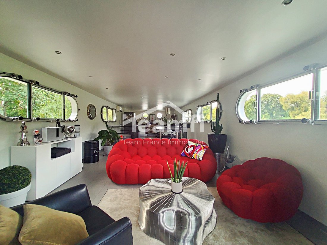 House in Le Port-Marly, Ile-de-France, France 4 - 14685234