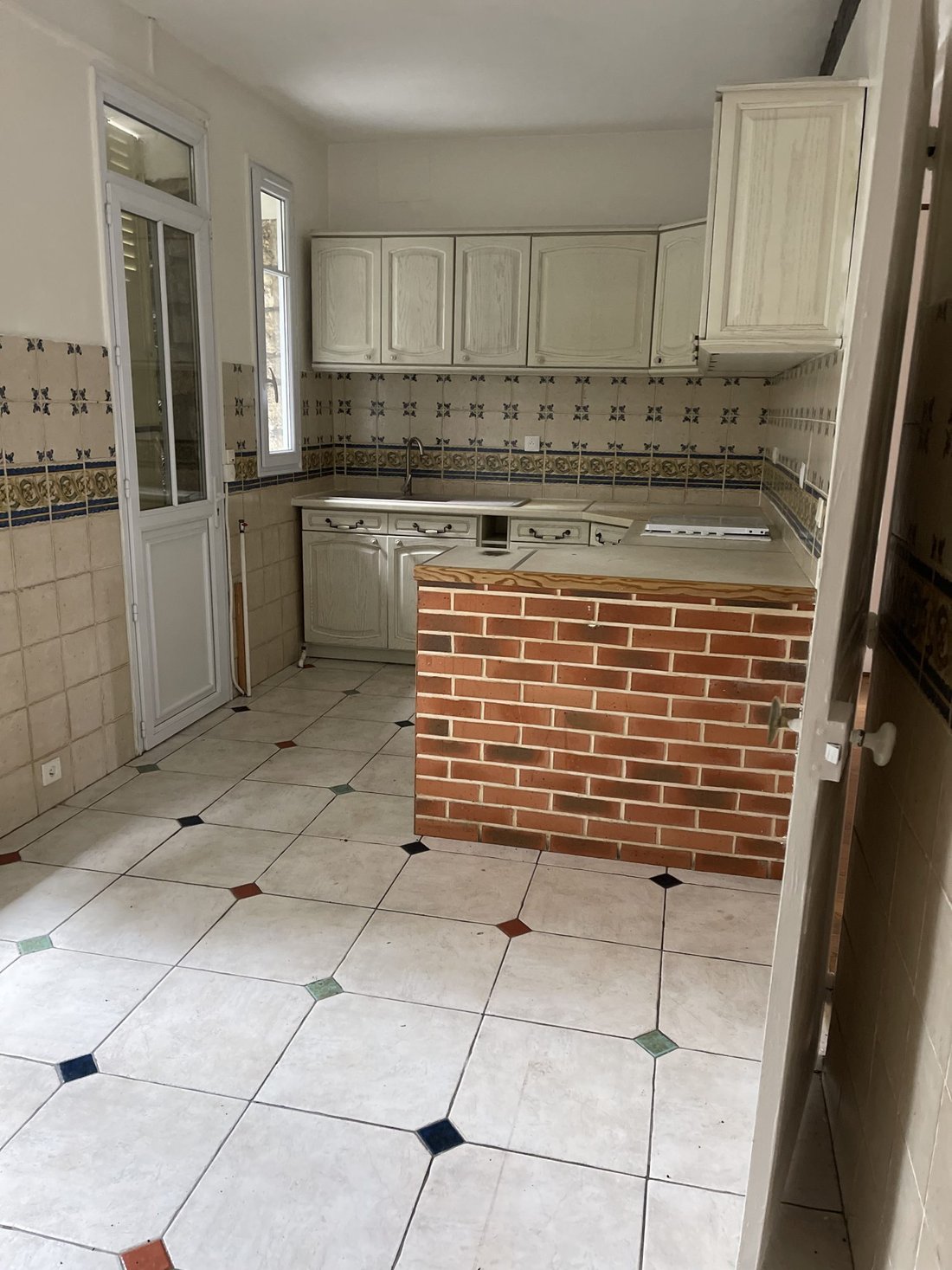 Apartment in Centre Ville-Commerce, Enghien-les-Bains, France 3 - 15253774
