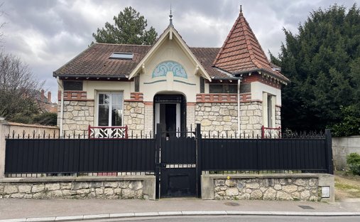 Apartment in Centre Ville-Commerce, Enghien-les-Bains, France 1