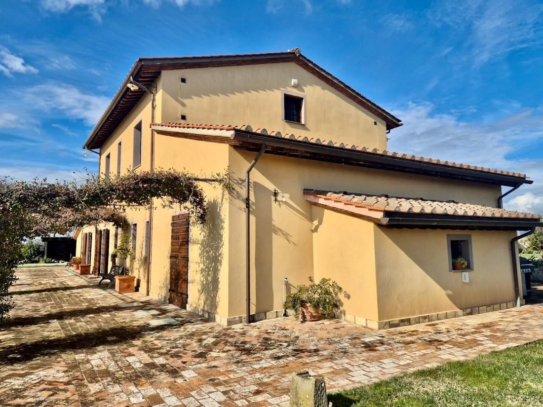 San Frediano a Settimo, Cascina, Tuscany 5 - 15251523