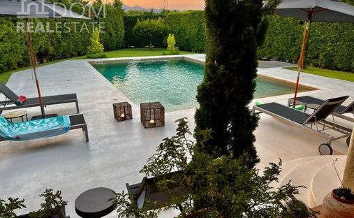 Villa in Kamena Vourla, Thessaly and Central Greece, Greece 1